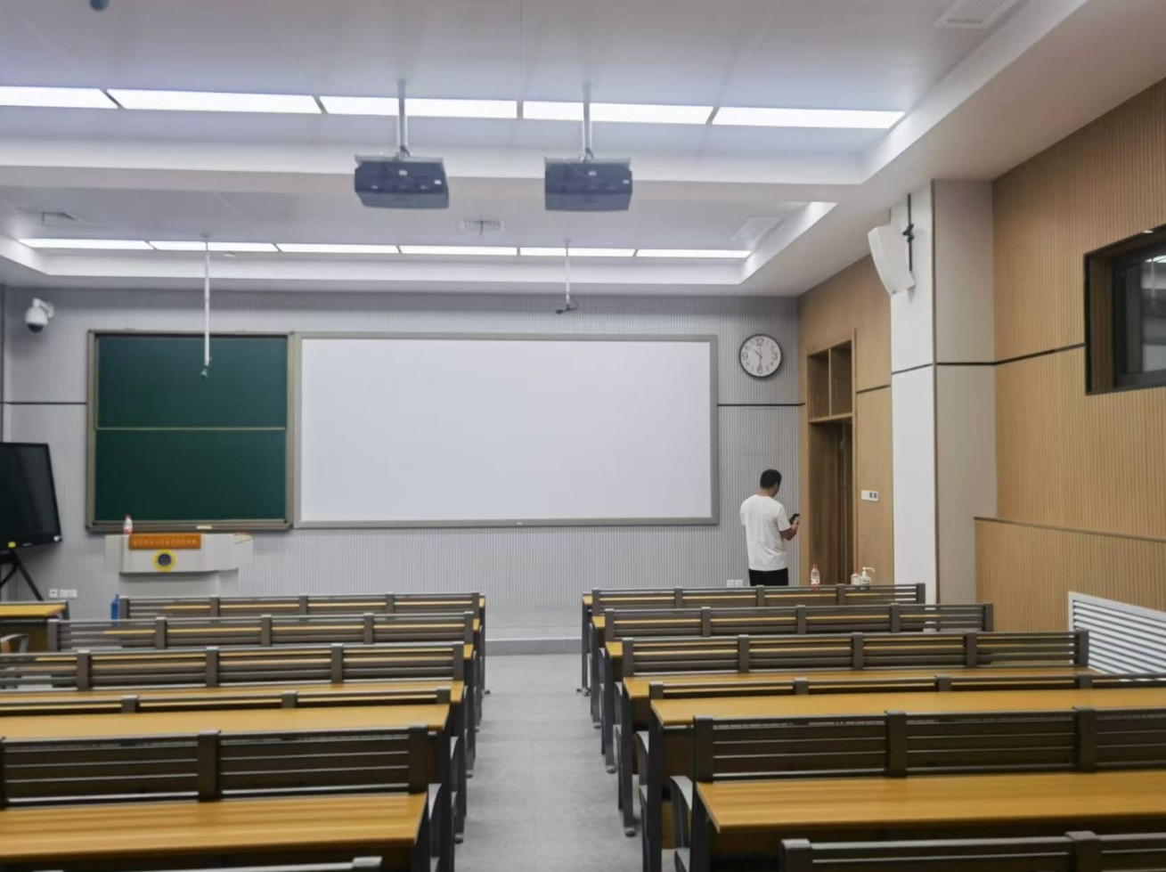 Latest company Cases about Sistema multimédia de sala de aula da universidade